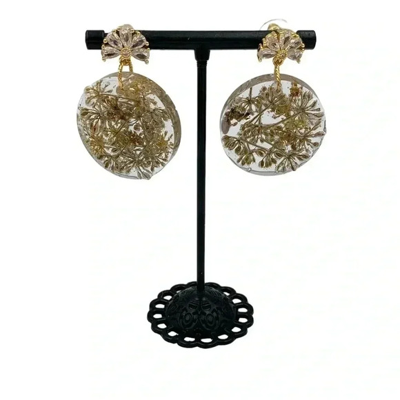 Floral Preservation Queen Ann Lace Resin Art to Wear Dangle Statement Earrings - Picture 1 of 4
